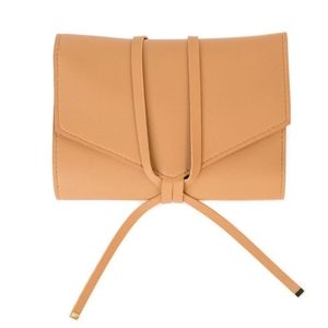 Glass Ladder & Co. Katherine Tech Roll Up